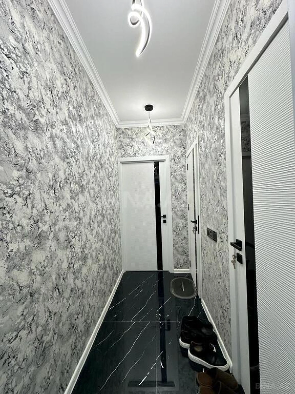 Satılır 2 otaqlı mənzil 58 m²