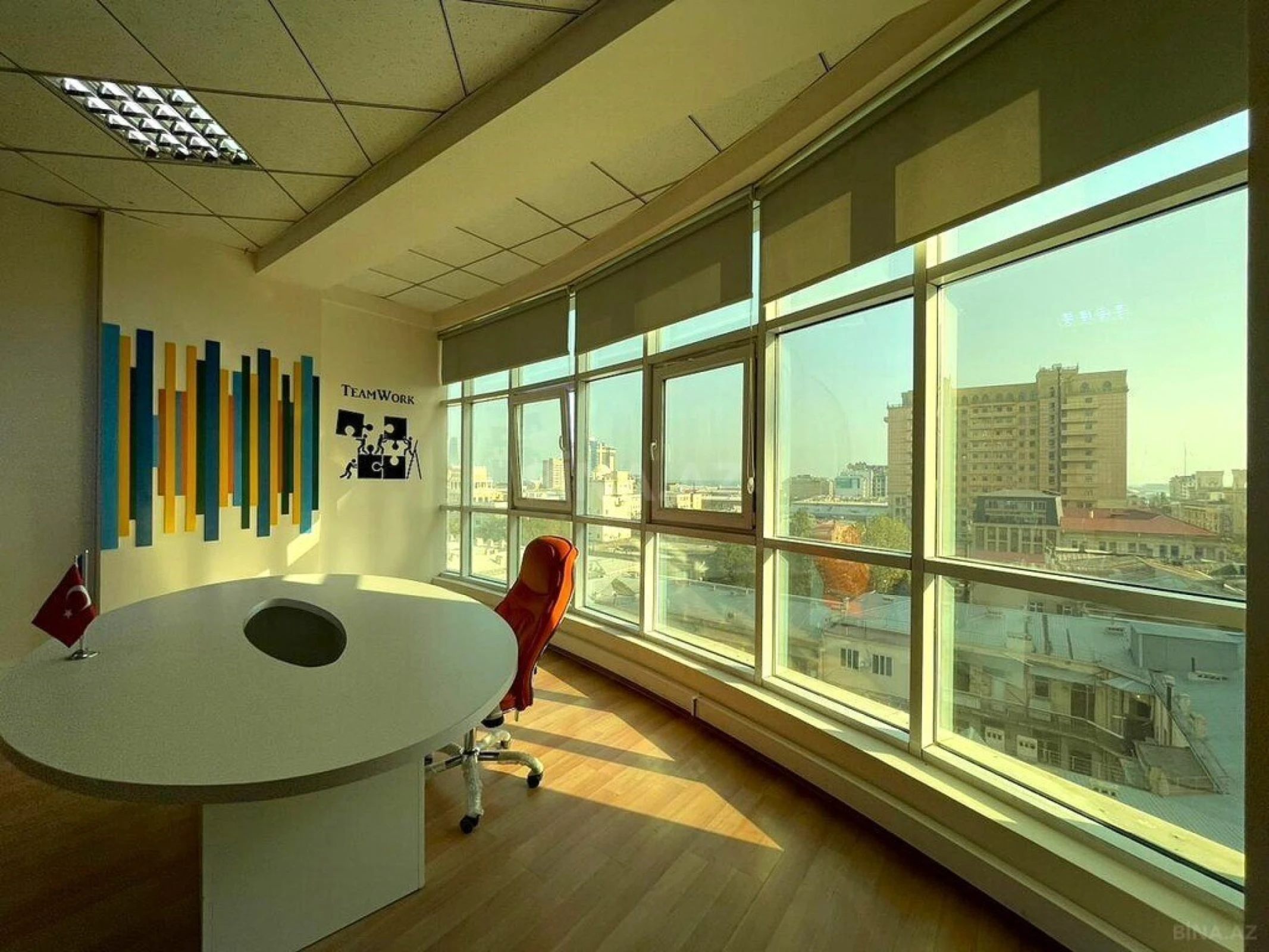 Kirayə verilir 4 otaqlı ofis 250 m²