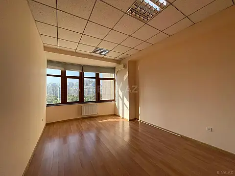 Kirayə verilir 4 otaqlı ofis 250 m²