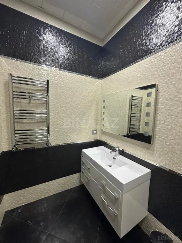 Kirayə verilir 4 otaqlı mənzil 215 m²