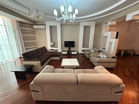 Kirayə verilir 4 otaqlı mənzil 215 m²