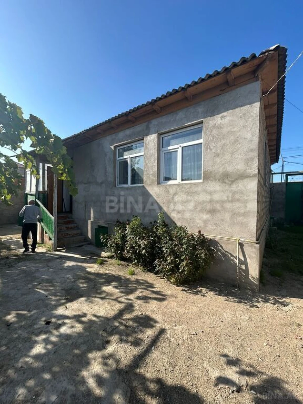Satılır 3 otaqlı həyət evi 100 m²