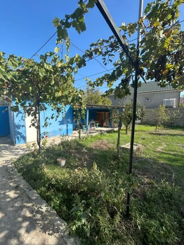 Satılır 3 otaqlı həyət evi 100 m²