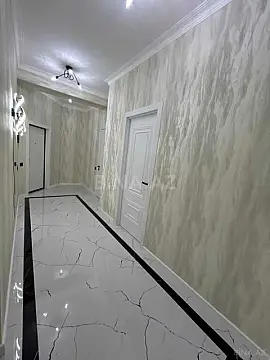 Satılır 2 otaqlı mənzil 74 m²