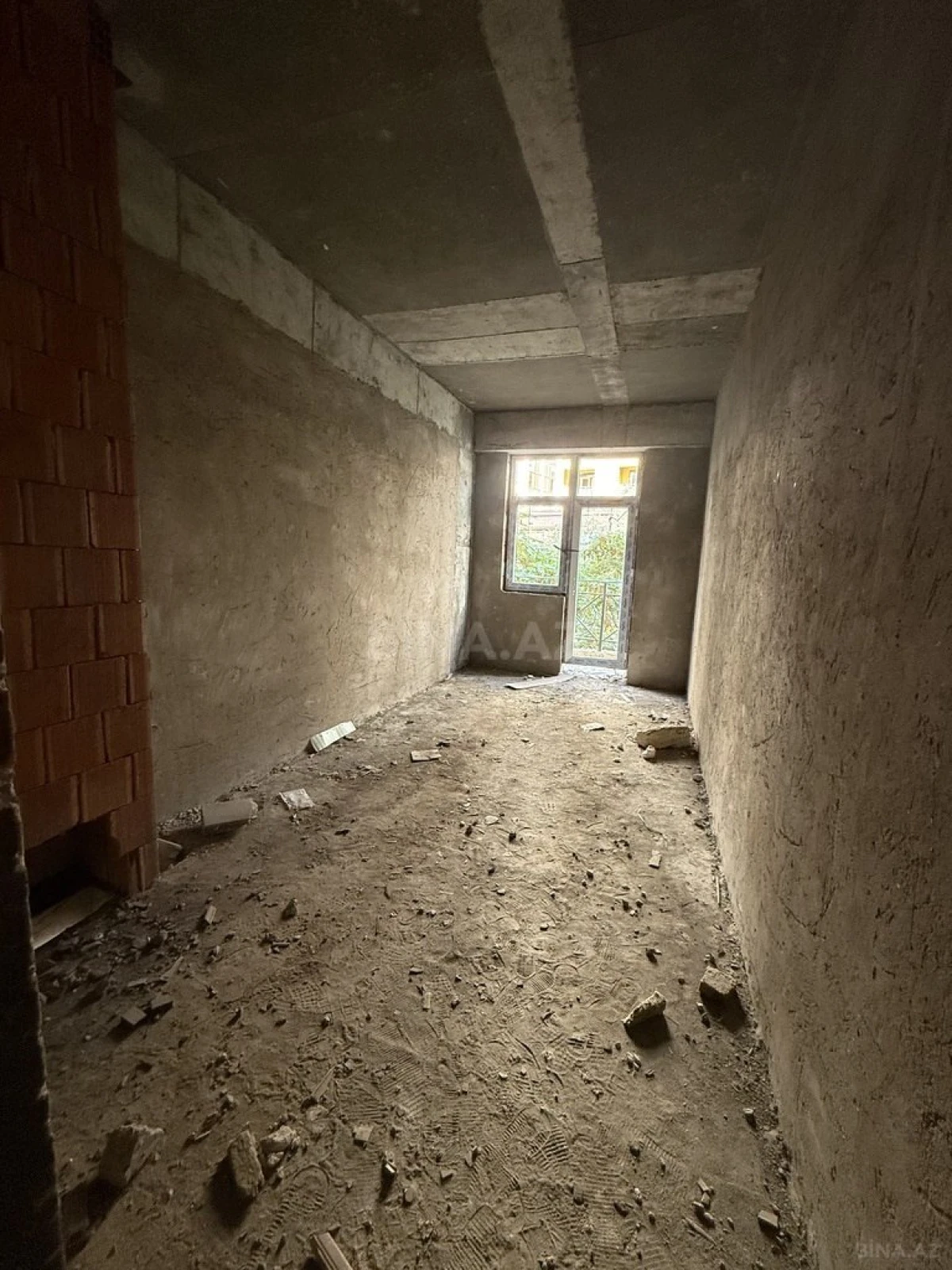 Satılır 2 otaqlı mənzil 110 m²