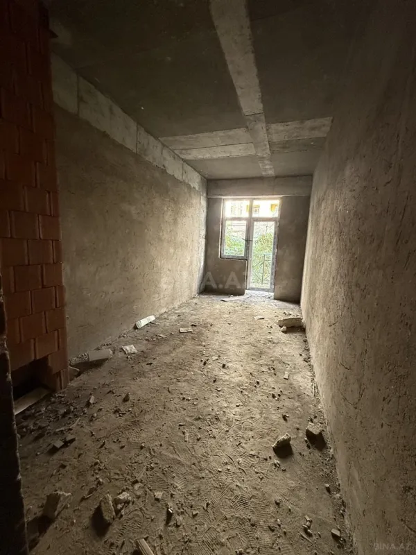 Satılır 2 otaqlı mənzil 110 m²