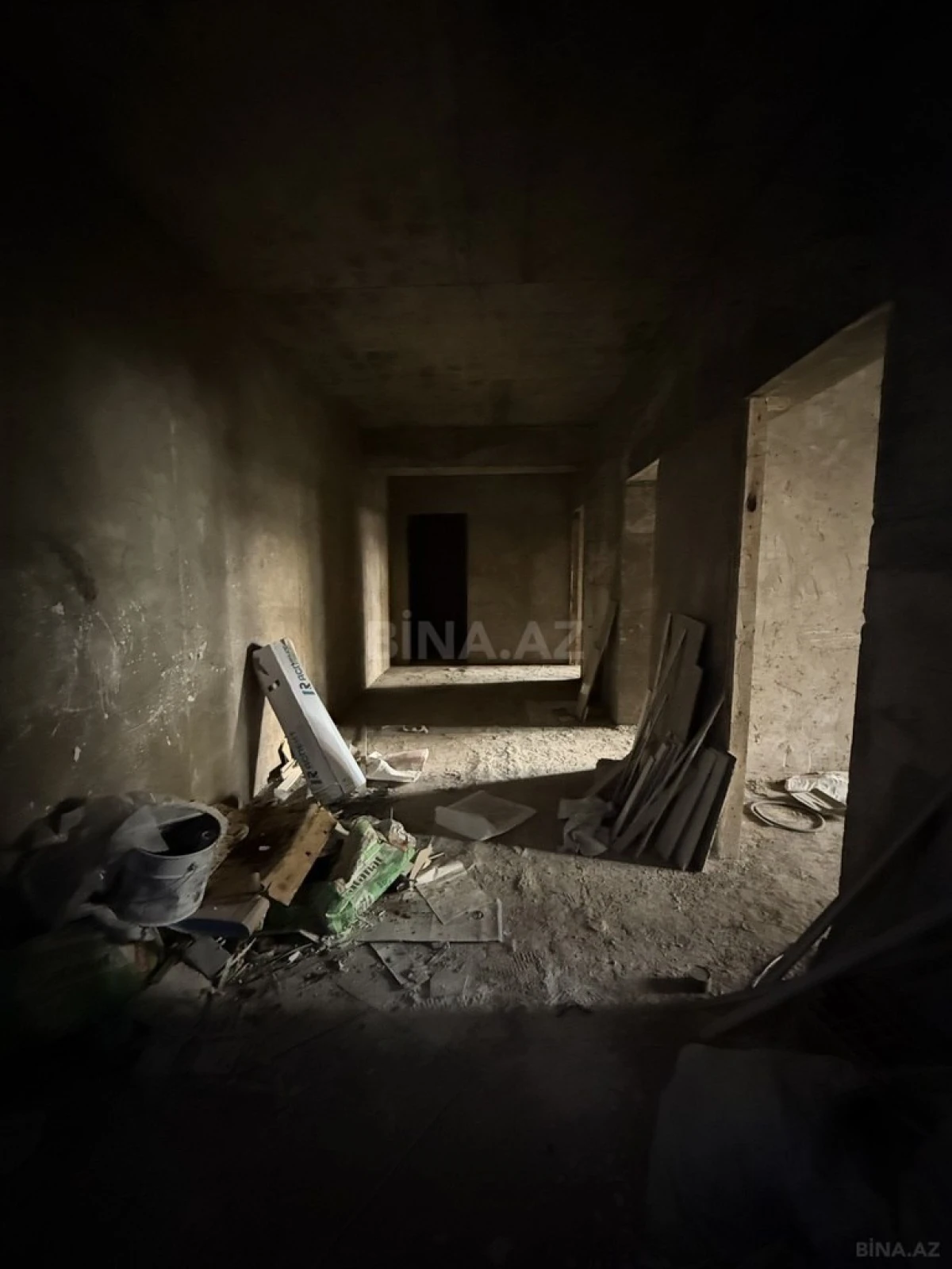 Satılır 2 otaqlı mənzil 110 m²