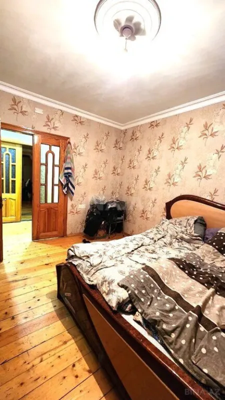 Satılır 3 otaqlı mənzil 110 m²