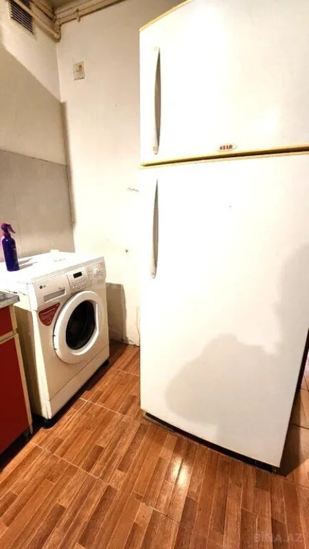Satılır 3 otaqlı mənzil 110 m²