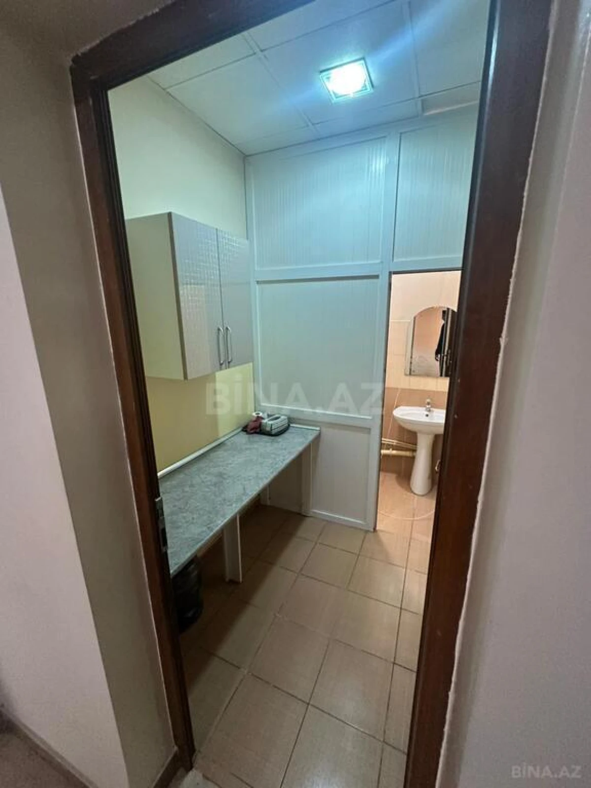 Kirayə verilir 1 otaqlı ofis 35 m²