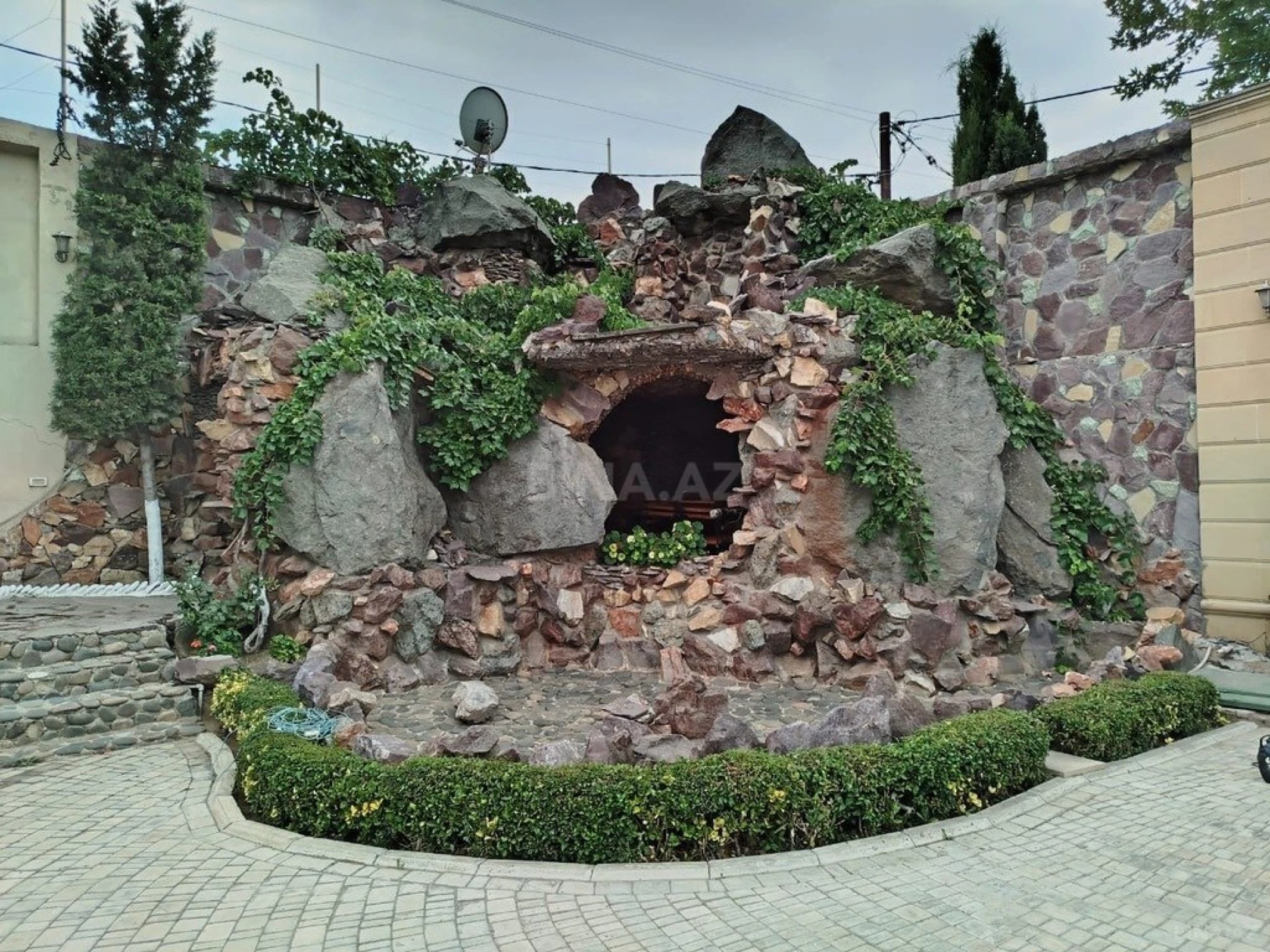 Kirayə verilir 4 otaqlı həyət evi 250 m²
