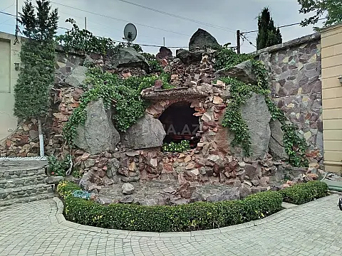 Kirayə verilir 4 otaqlı həyət evi 250 m²