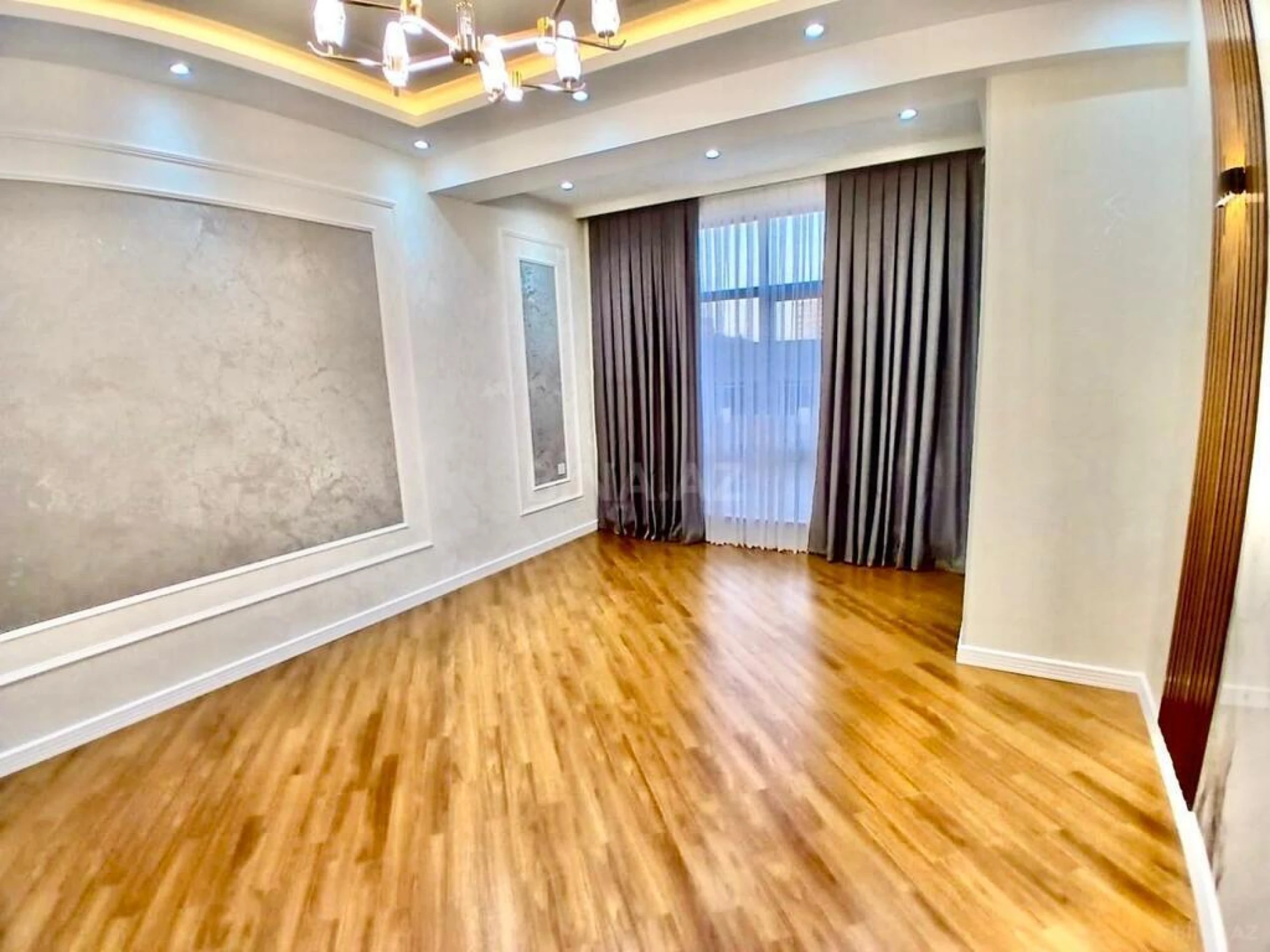 Satılır 2 otaqlı mənzil 85 m²