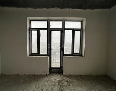 Satılır 3 otaqlı mənzil 173 m²