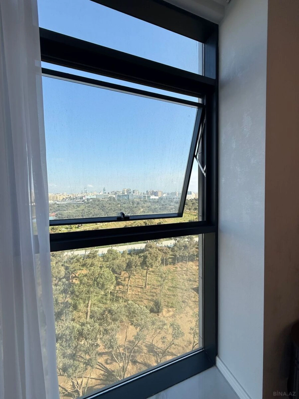 Kirayə verilir 2 otaqlı mənzil 80 m²