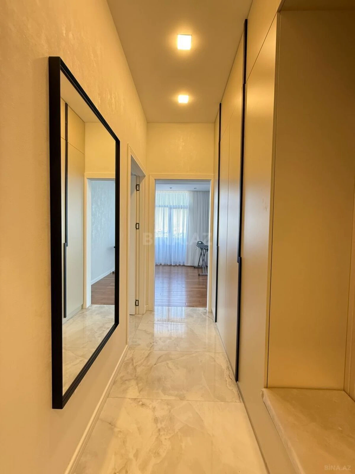 Kirayə verilir 2 otaqlı mənzil 80 m²