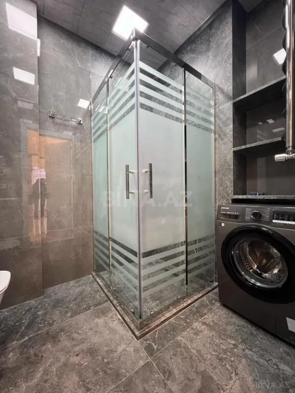 Kirayə verilir 2 otaqlı mənzil 80 m²