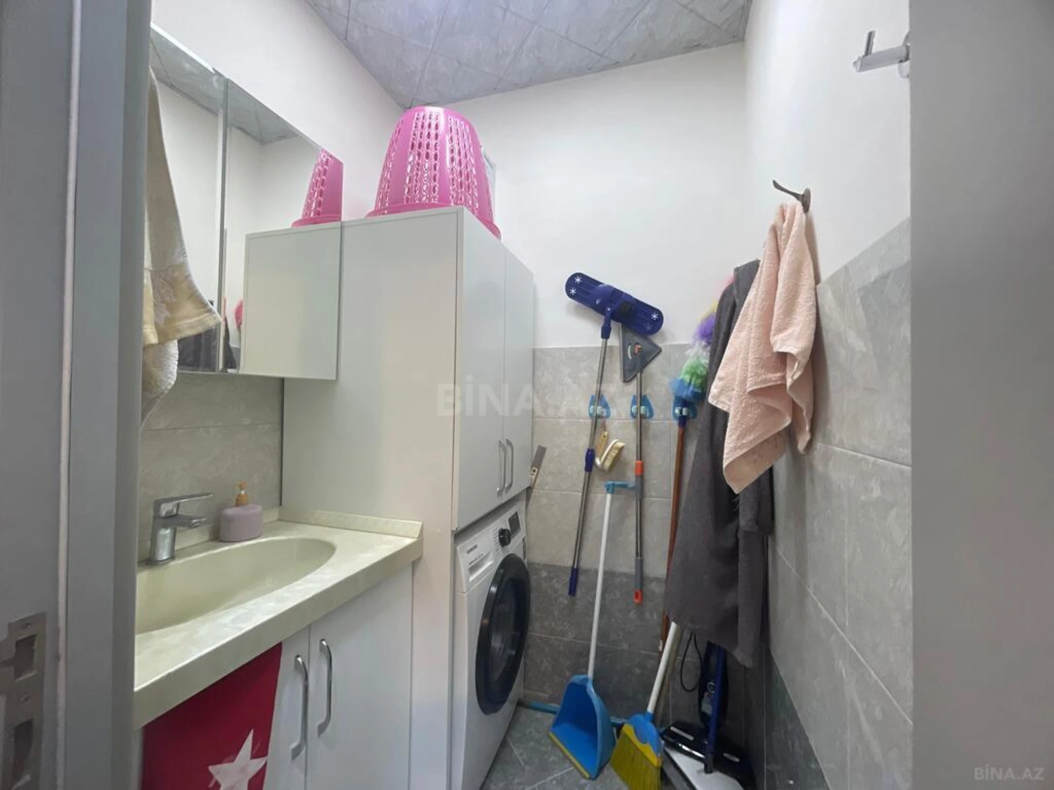 Satılır 3 otaqlı mənzil 120 m²