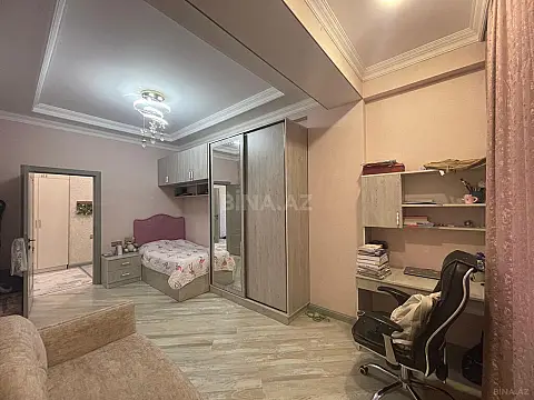 Satılır 3 otaqlı mənzil 120 m²