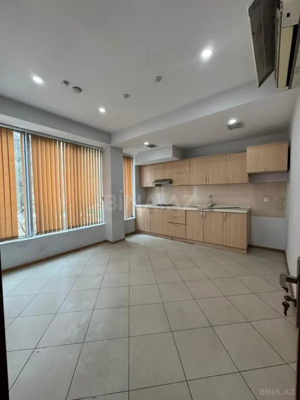 Kirayə verilir obyekt 400 m²