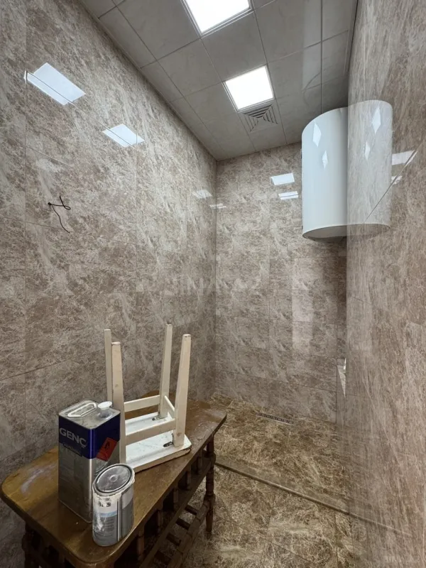 Satılır 4 otaqlı mənzil 110 m²