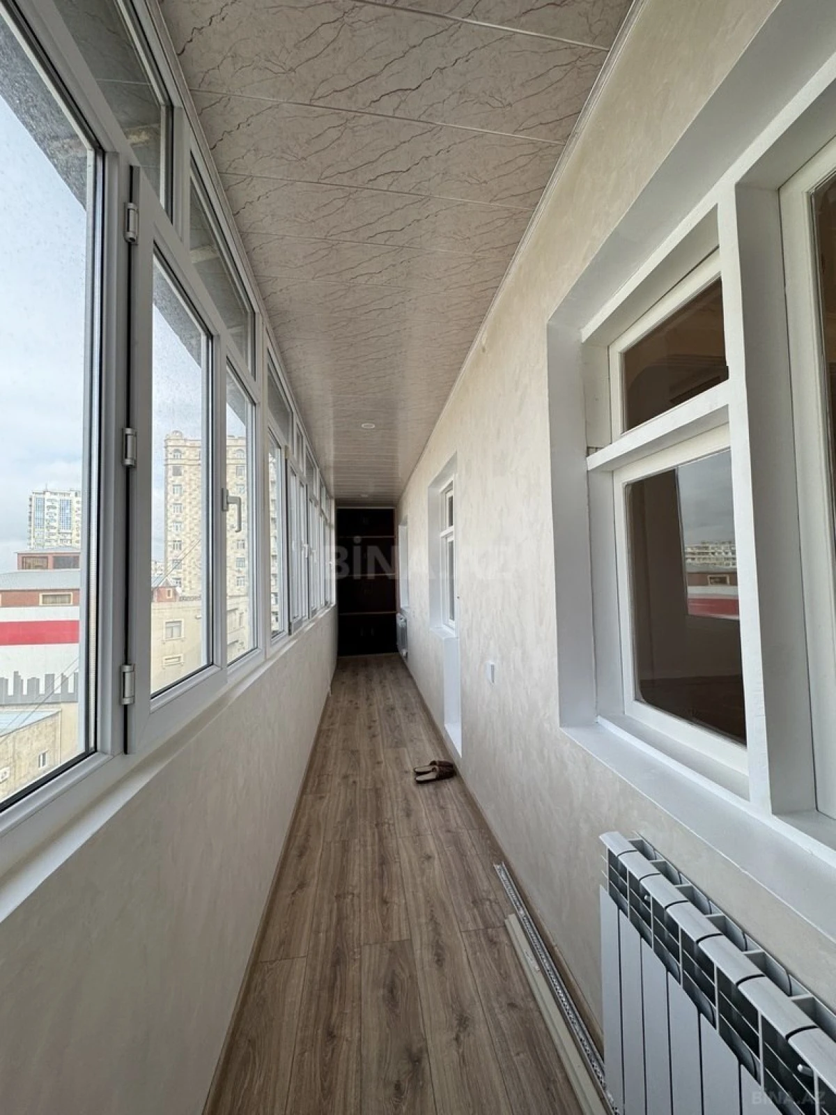 Satılır 4 otaqlı mənzil 110 m²