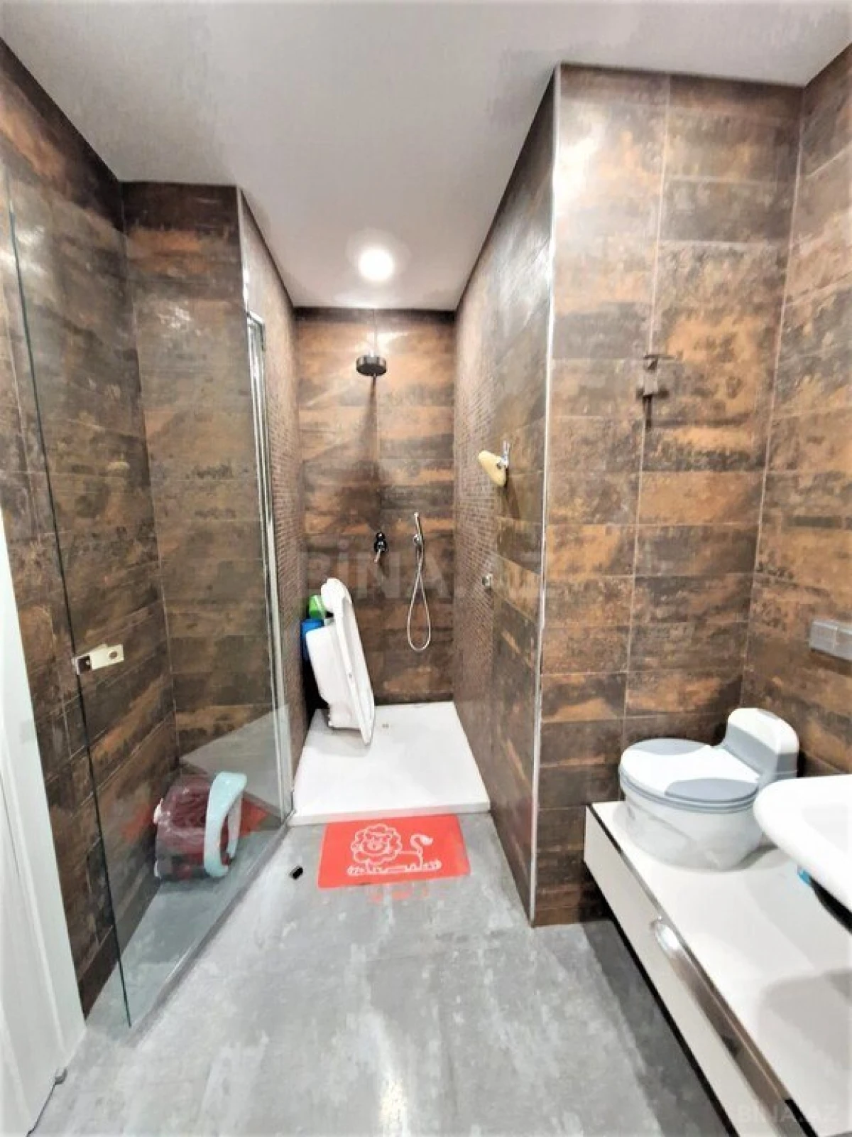 Kirayə verilir 4 otaqlı mənzil 340 m²