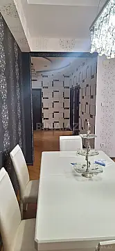 Satılır 2 otaqlı mənzil 95 m²