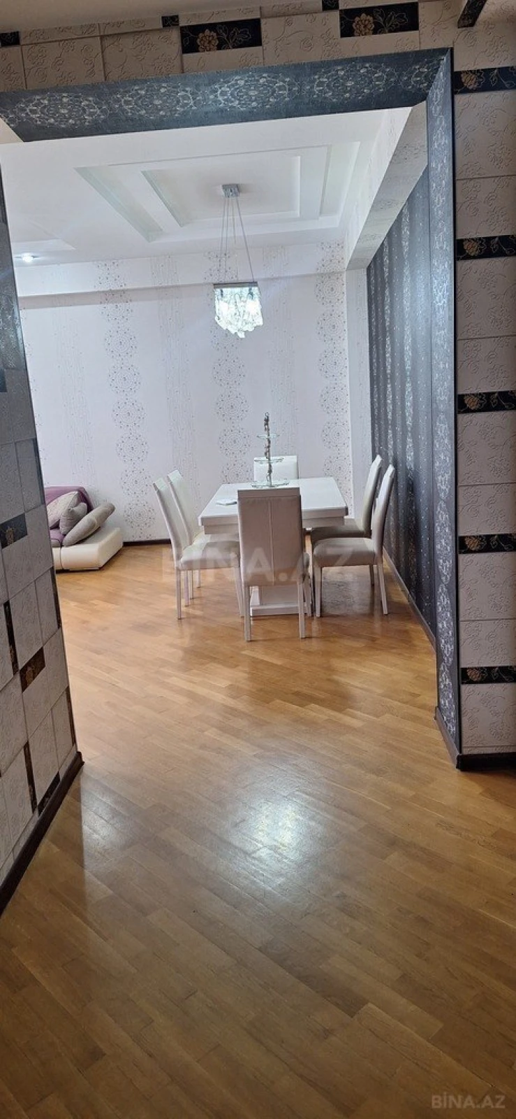 Satılır 2 otaqlı mənzil 95 m²