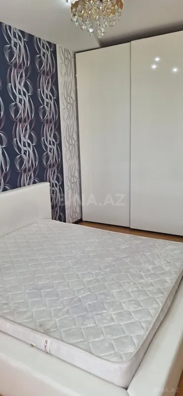 Satılır 2 otaqlı mənzil 95 m²