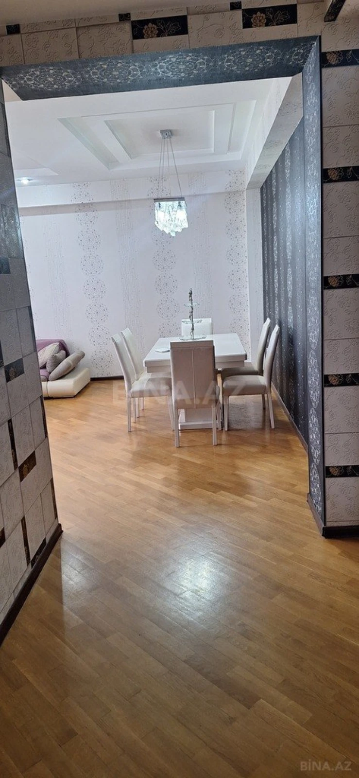 Satılır 2 otaqlı mənzil 95 m²