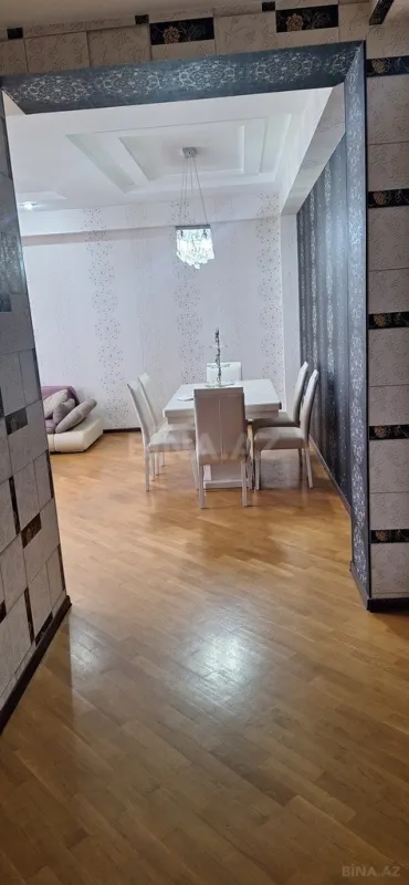 Satılır 2 otaqlı mənzil 95 m²
