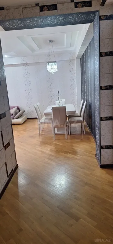 Satılır 2 otaqlı mənzil 95 m²