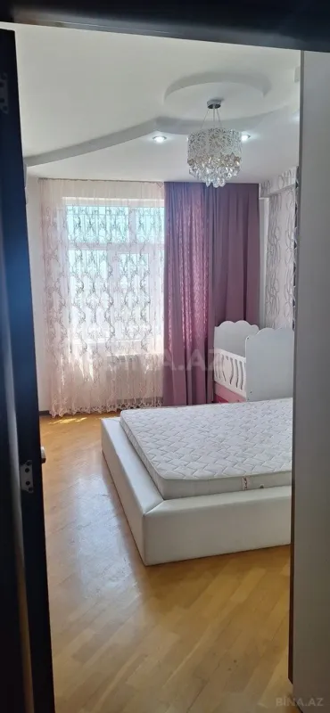 Satılır 2 otaqlı mənzil 95 m²