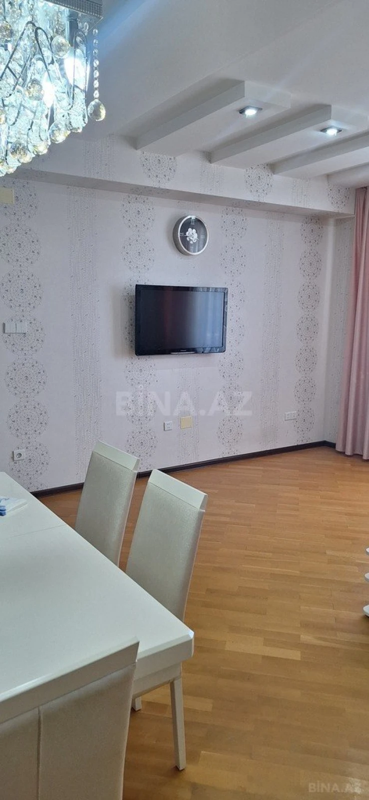 Satılır 2 otaqlı mənzil 95 m²