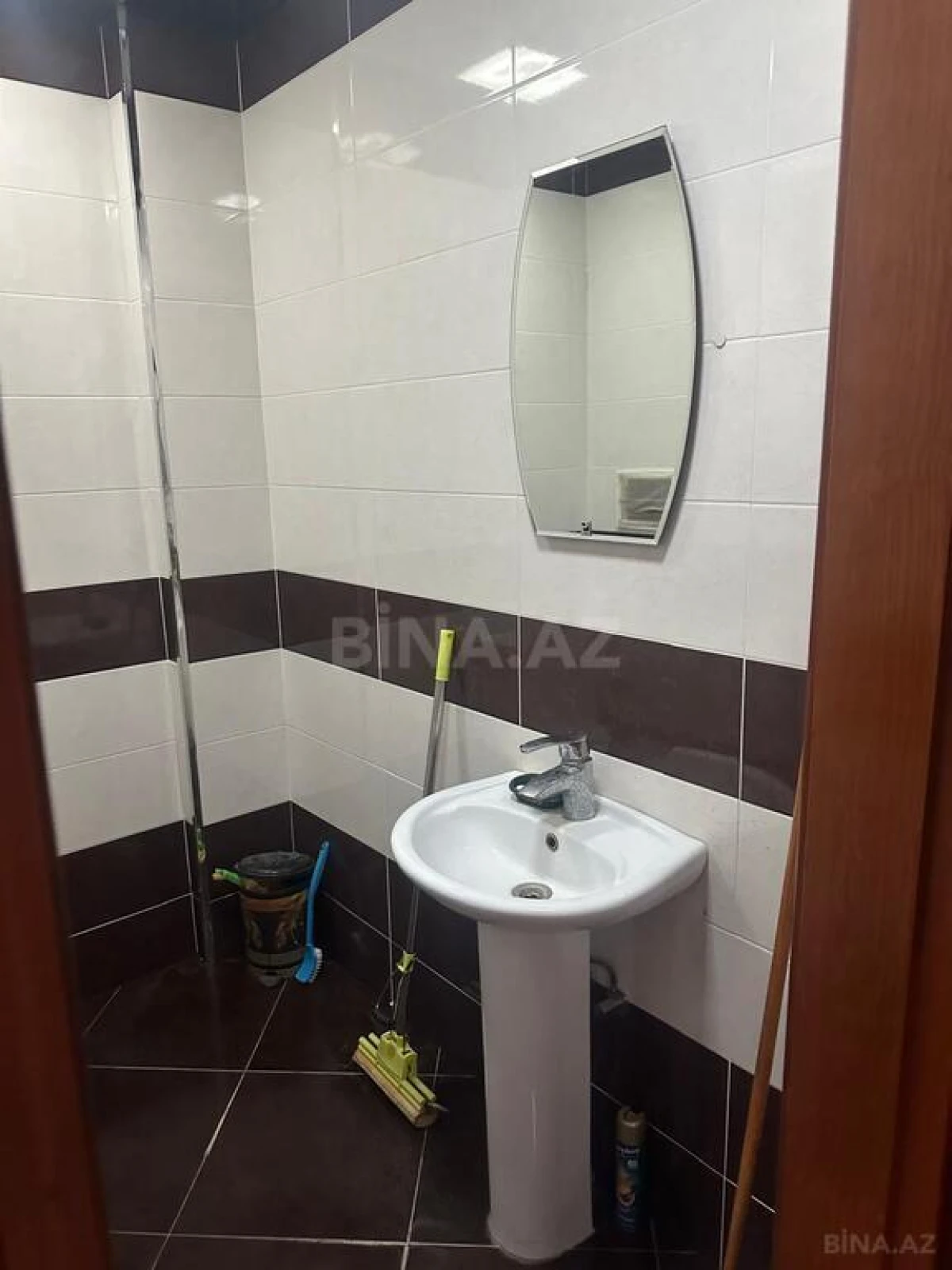 Satılır 2 otaqlı mənzil 103 m²