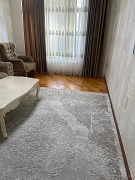 Satılır 2 otaqlı mənzil 103 m²