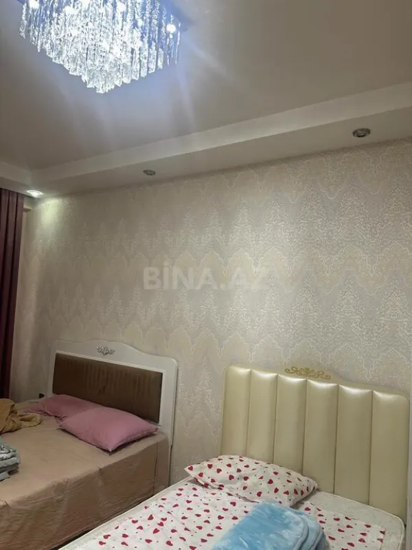 Satılır 2 otaqlı mənzil 103 m²
