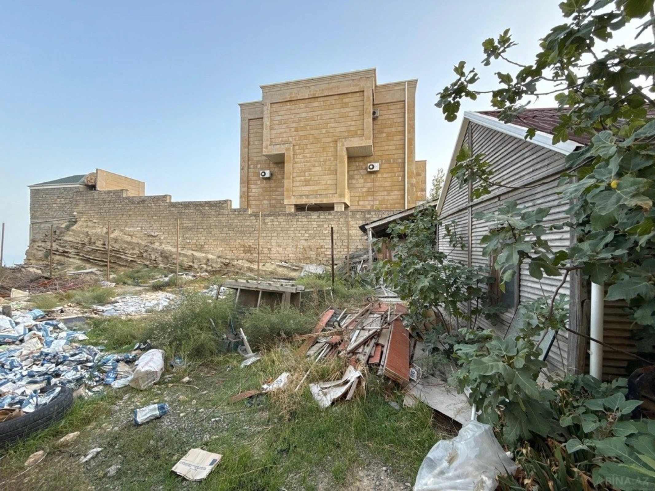 Satılır torpaq sahəsi 10 m²