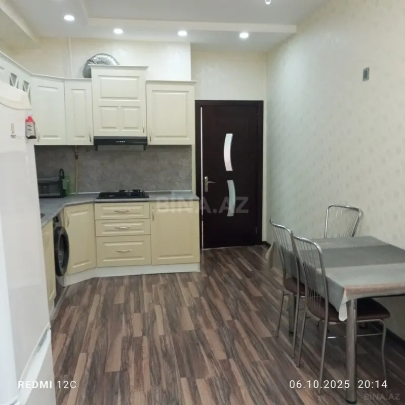 Kirayə verilir 3 otaqlı mənzil 110 m²
