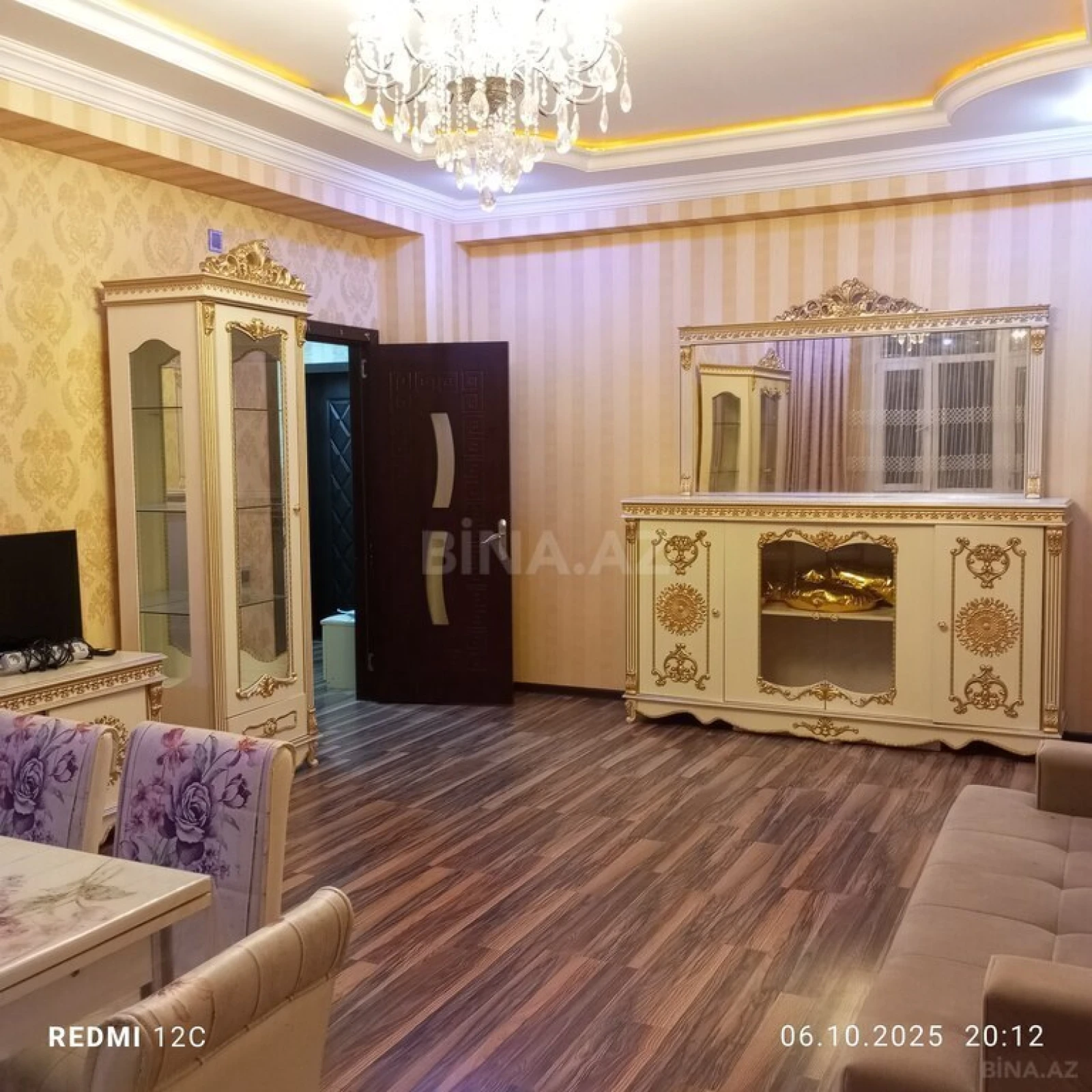 Kirayə verilir 3 otaqlı mənzil 110 m²
