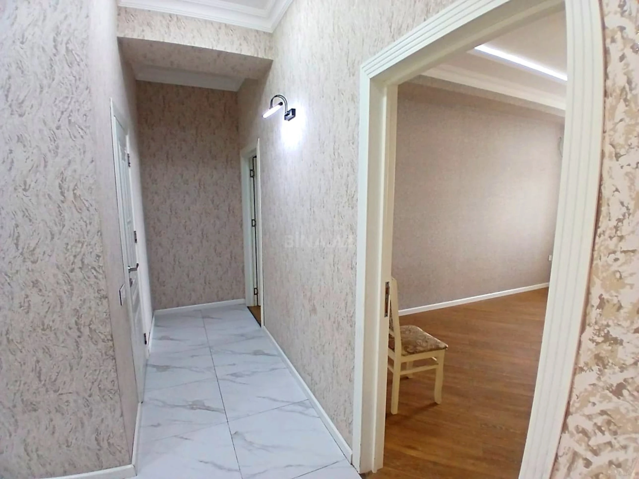 Satılır 3 otaqlı mənzil 107 m²