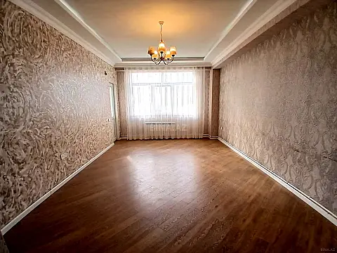 Satılır 3 otaqlı mənzil 107 m²
