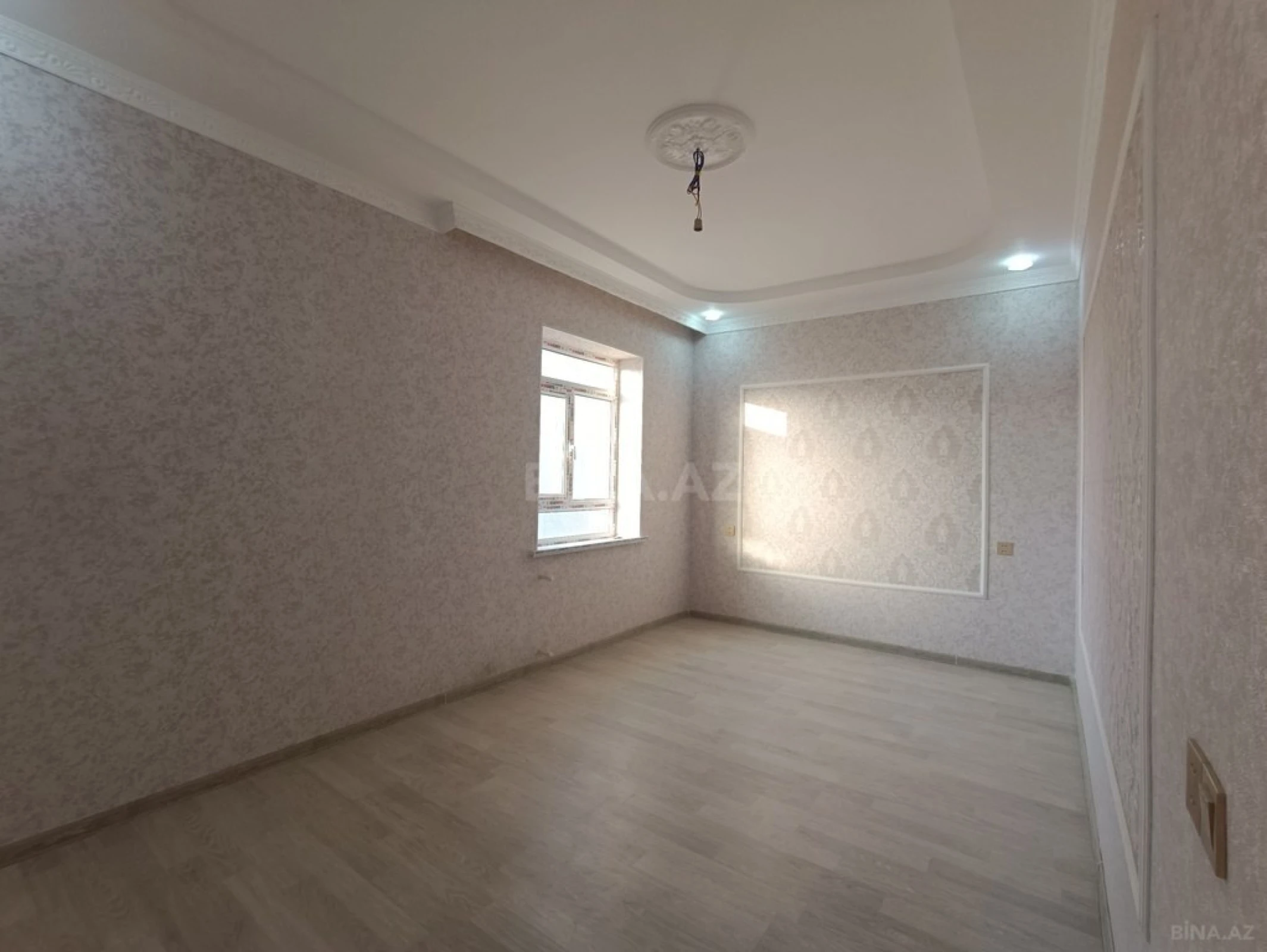 Satılır 6 otaqlı həyət evi 130 m²
