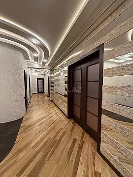 Kirayə verilir 3 otaqlı mənzil 200 m²