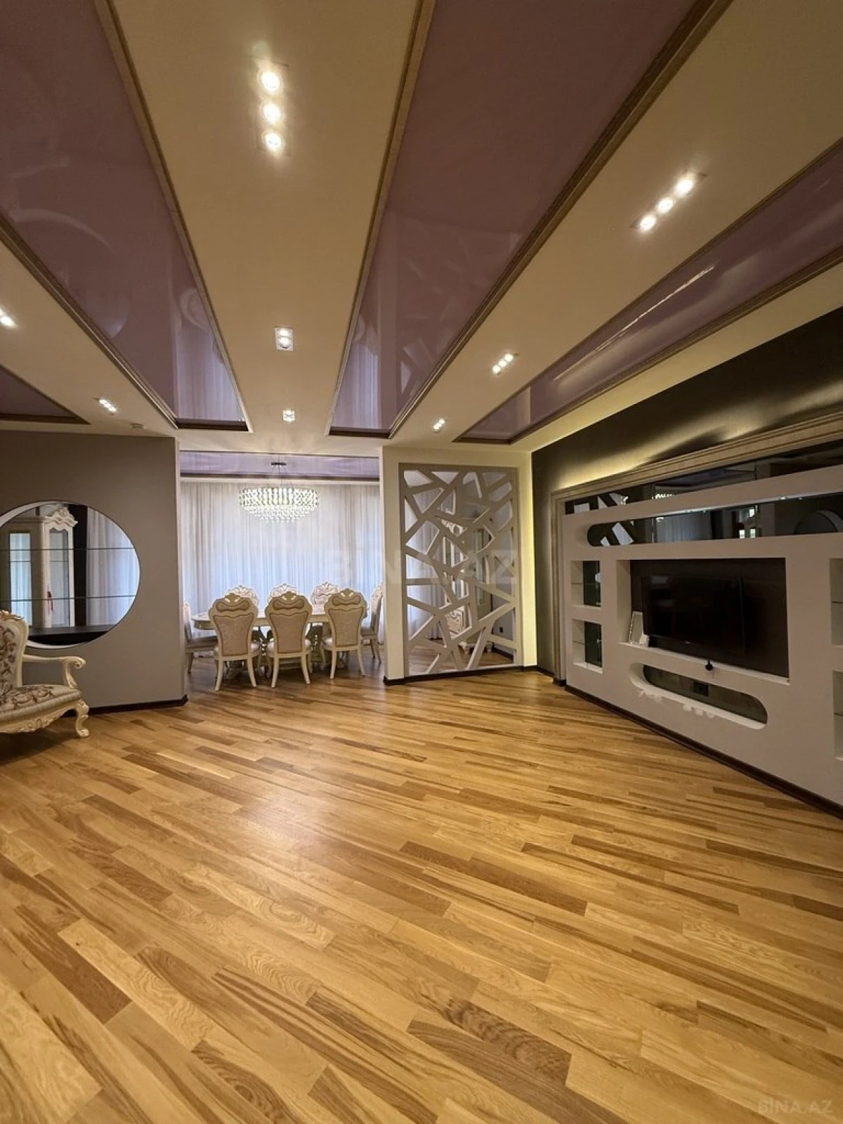 Kirayə verilir 3 otaqlı mənzil 200 m²