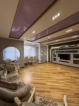 Kirayə verilir 3 otaqlı mənzil 200 m²