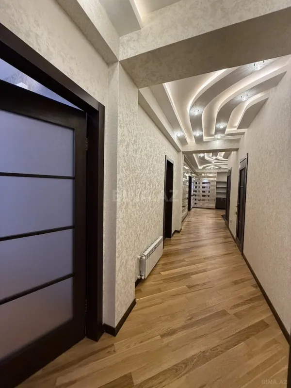 Kirayə verilir 3 otaqlı mənzil 200 m²