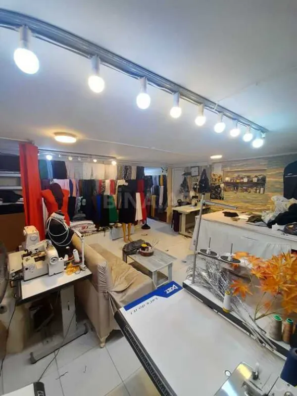 Satılır obyekt 30 m²