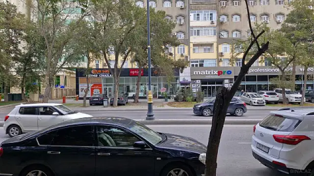 Satılır obyekt 30 m²